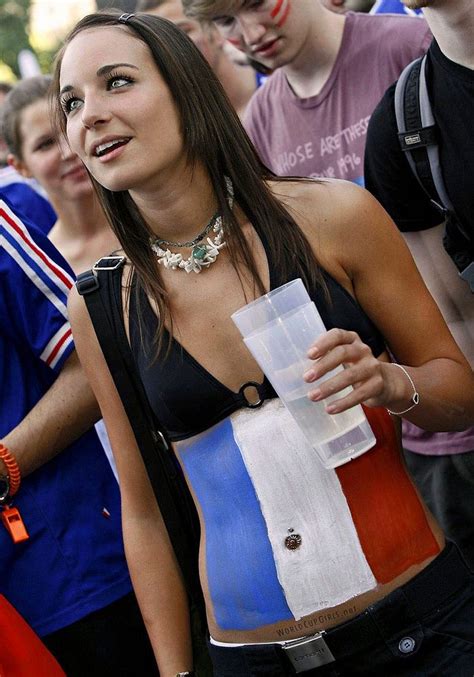 French Girl @ World Cup 2010 | Soccer girl, Soccer world, Soccer fans