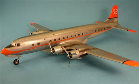 Heller 1/72 scale DC-6B - FineScale Modeler - Essential magazine for scale model builders, model ...