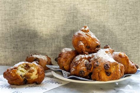 The Complete Guide to Oliebollen - ‘Dutch Donut’ (+ Recipe) - FoodCrumbles