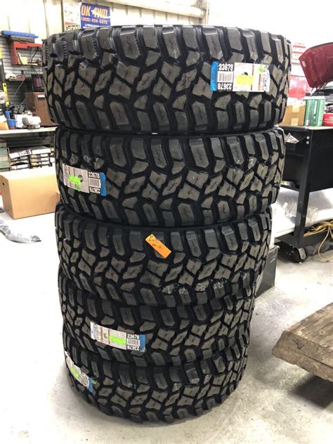 37 Inch Cooper STT Pro Tires for the JL | Jeepfan.com