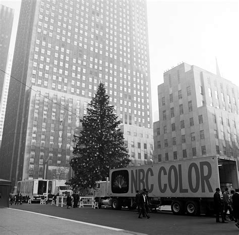 Christmas in Rockefeller Center: Christmas at Rockefeller Center Photo ...