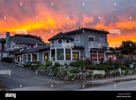 The Sea Chest Oyster Bar Restaurant Cambria, California; USA Stock Photo - Alamy