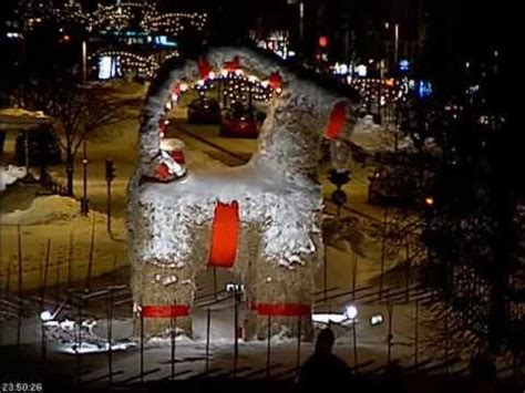 Gävle goat burning 2012 - YouTube