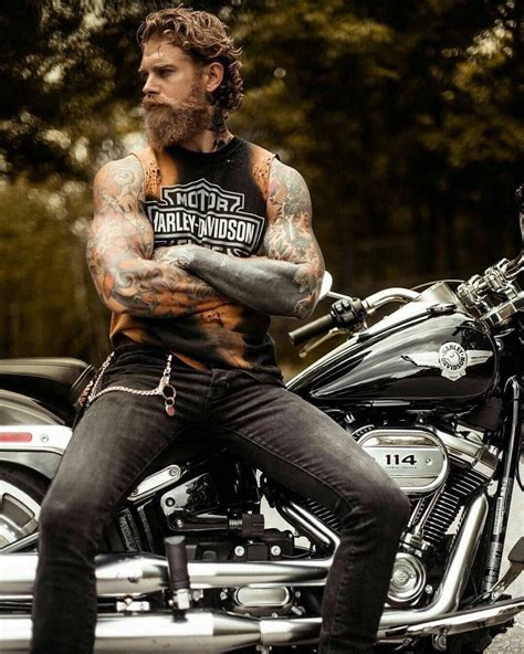 Pin by Sam Kuglen on Skuglen | Mens fashion rugged, Mens fashion, Motorcycle men