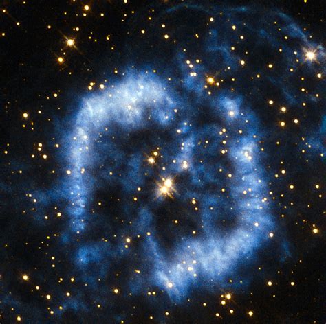 Hubble pictures planetary nebula with spiral arms | The two … | Flickr