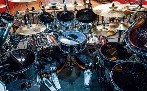 Mike Portnoy's Sons Of Apollo Live Drum Kit | Beatit.tv