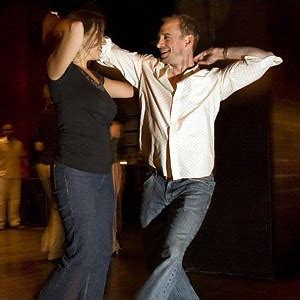 SALSA – Step by Step Dance