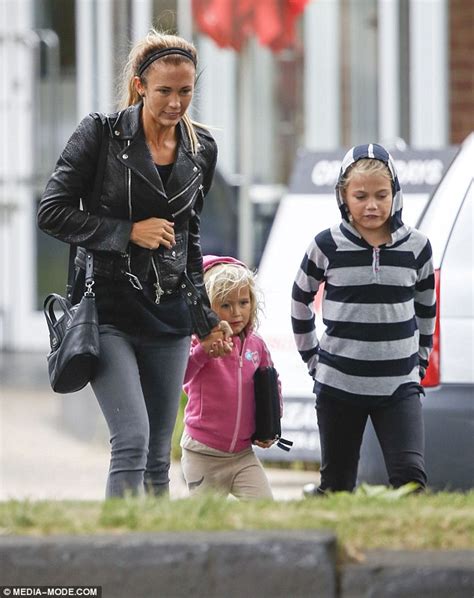 Lleyton Hewitt spends time with his girls after selling luxury holiday home | Daily Mail Online