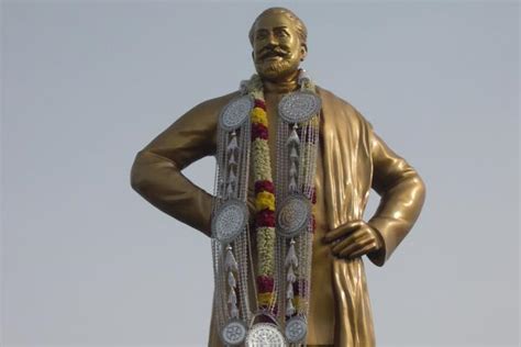 Sivaji Ganesan’s statue to be shifted to proposed memorial: TN govt - Livemint