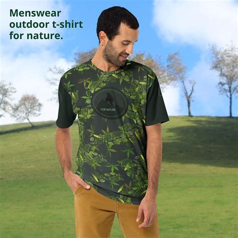 Menswear outdoor t-shirt for nature. | www.superclo3d.com