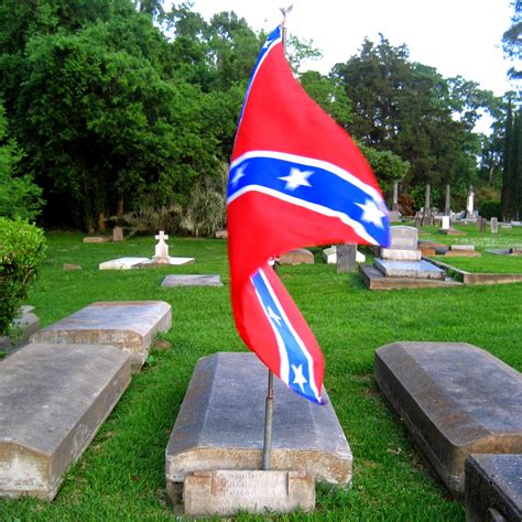 Living Rootless: Lafayette: Cemetery With Two Names