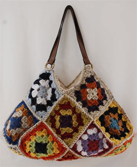 Kristi's Twist: Crochet granny square bags, laptop sleeve