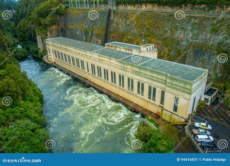 Arapuni Hydroelectric Power Station On The Waikato River, In The North Island Of New Zealand ...