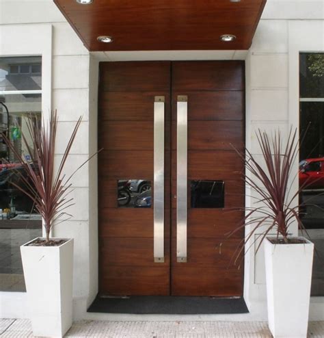 Contemporary Front Door Decor. #doors #frontdoor #entrance #doordesign ...