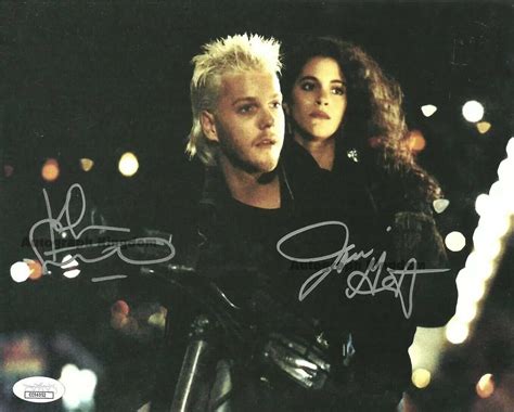 Jami Gertz & Kiefer Sutherland (The Lost Boys) 8 x 10" Autographed / Signed Photo (Reprint:1472)