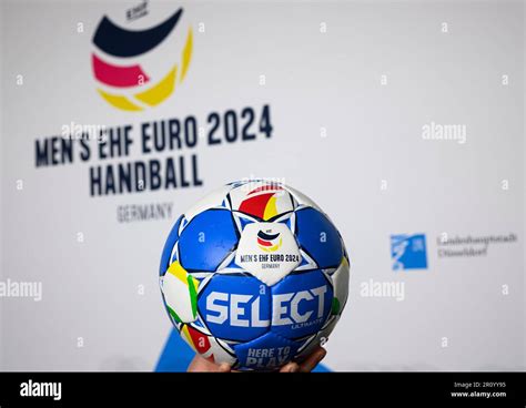 Dusseldorf, Deutschland. 10th May, 2023. Feature, the match ball of the EM from Select, ball ...