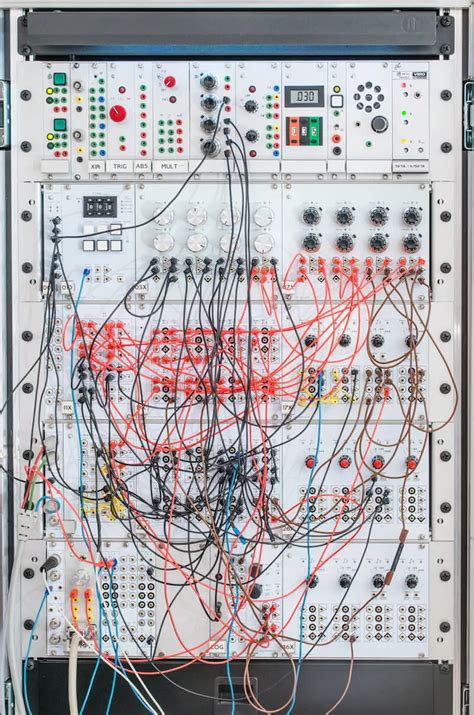 Why Algorithms Suck and Analog Computers are the Future - De Gruyter ...