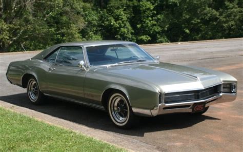 Sleek and Sensational: 1967 Buick Riviera GS | Barn Finds