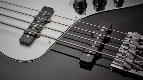 Best flatwound bass strings 2024: how to choose the best flatwounds | Guitar World