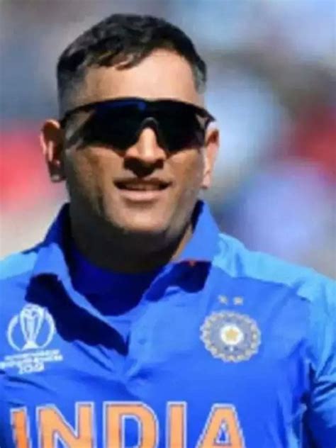 5 best decisions taken by captain MS Dhoni | Times Now