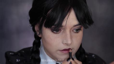 Wednesday Addams Eye Makeup | Saubhaya Makeup