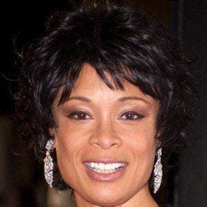 Valarie Pettiford - Bio, Family, Trivia | Famous Birthdays