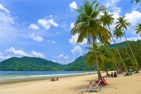 Maracas Bay beach, Trinidad, Trinidad and Tobago - Ultimate guide ...