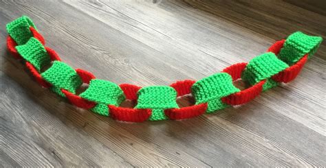 Excited to share the latest addition to my #etsy shop: Christmas knitted paperchain. # ...