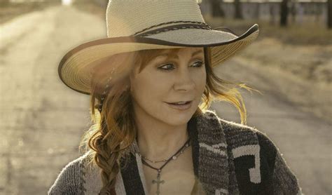 Reba Debuts Hopeful New Song, “Somehow You Do” | Whiskey Riff