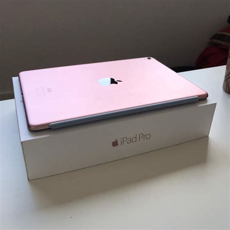 Apple iPad Pro 9.7 Wi-Fi 128GB Rose Gold original box | in Holbeck ...