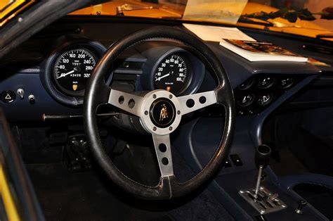 Lamborghini Miura SV (1972) | Lamborghini miura, Lamborghini, Car interior