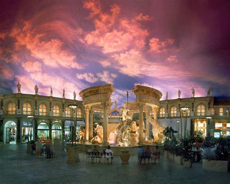 Chickona: Caesars Palace Las Vegas Shopping Mall Stores