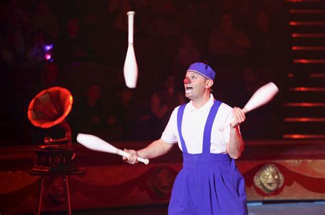 Roll up, roll up… The Blackpool Tower Circus is back! - Visit Lancashire