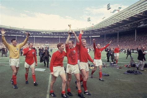 World Cup: What happened to England's 1966 shirts? - BBC News