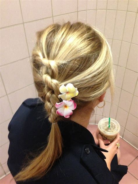 17 Best images about Flight Attendant Hairstyles on Pinterest | Updo ...