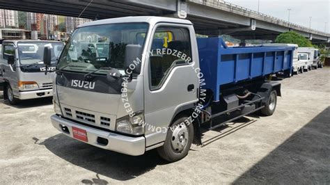 Isuzu NPR Lorry Truck Renovation Bin