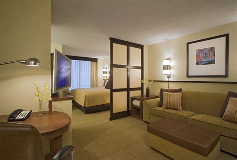 Hyatt Place Minneapolis - Hotel Review