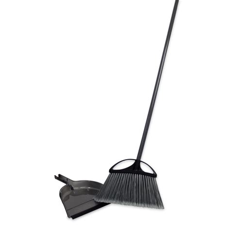 The Best Broom and Dust Pan to Sweep Up Your Kitchen | Kitchn