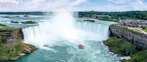 Official site of Wyndham Garden Niagara Falls Fallsview, Canada