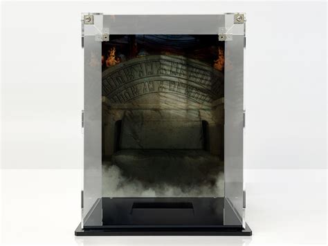 BrixBoxDisplay case for LEGO® Star Wars™ Boba Fett Helmet - 75277 - BrixBox