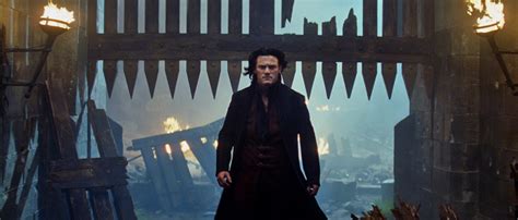 Dracula Untold movie review & film summary (2014) | Roger Ebert