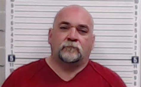 Arkansan accused of fatally shooting wife during argument, authorities say