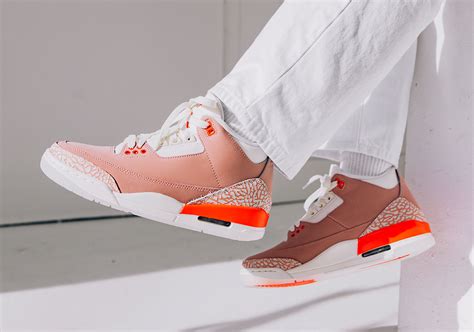 Air Jordan 3 Rust Pink WMNS CK9246-600 Release | SneakerNews.com