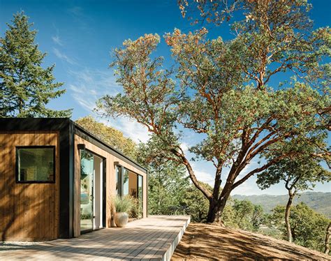 This Northern California Prefab Gets a Dose of Universal Design | Casas de fazenda, Casas, Casa ...