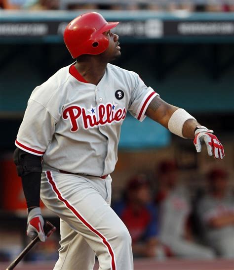 Ryan Howard is carrying the Phillies offense like no batter in the majors - lehighvalleylive.com