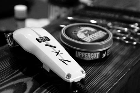 10 Best Professional Hair Clippers | Barber Clippers Guide