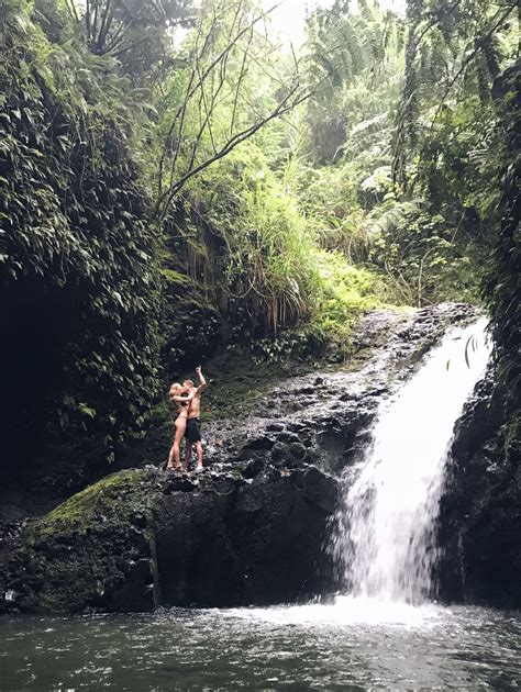 Best waterfall hikes in oahu - Bosmiss