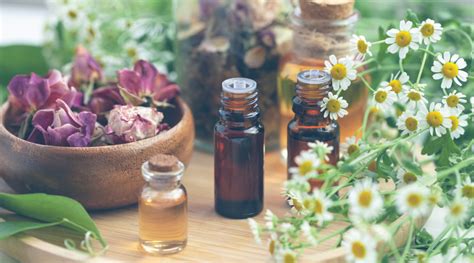 Aromatherapy: 8 Health Benefits You Should Know - HealthKart