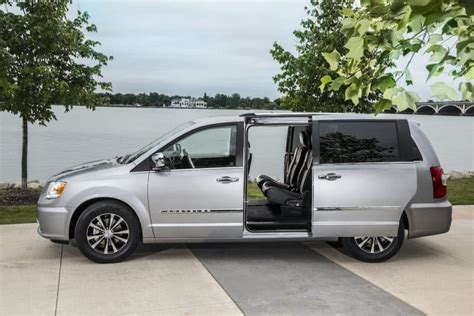 Minivan Stow and Go Seats: Which Minivans Have Them! | Vehicle Answers