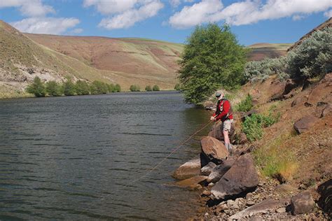 Seasonal Smallmouth Bass Fishing Tips - Game & Fish